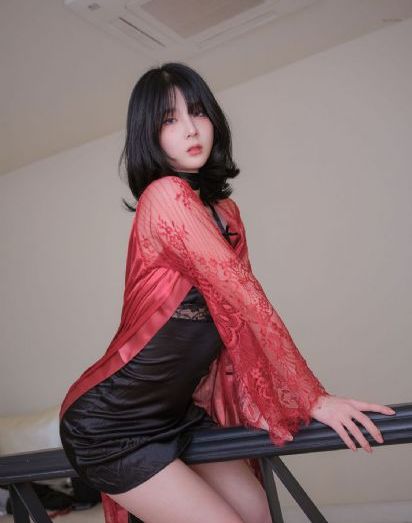 扒丝袜免费高清在线播放_完整视频大全