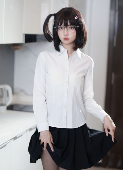 和寡妇岳疯狂做爰风流诊所_超清HD高清在线观看
