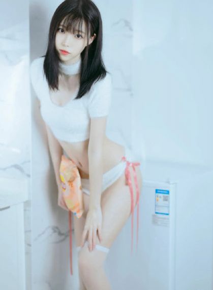 蛇舌电影完整版_免费手机在线看片