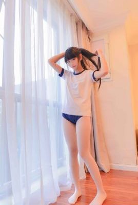 《被丈夫的下属推来推去的妻子》_超清手机免费观看完整