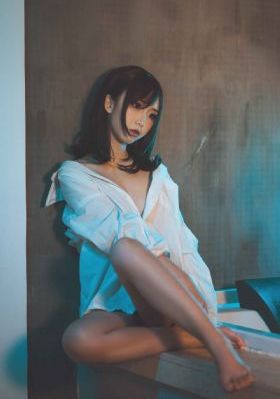大屋下的丫鬟 电视剧免费观看_蓝光电影全集观看
